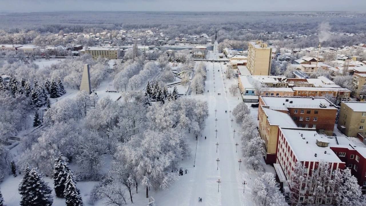 Погрязли в авариях: балашовцы забросали губернатора жалобами на ЖКХ